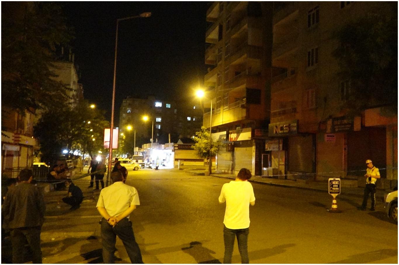 Diyarbakır'da 7 katlı binanın kolonları çatladı 3 bina tedbir amaçlı boşaltıldı